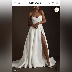 A-Line sweetheart Vintage Ivory Satin Wedding Dress